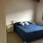 Bilocale Con Terrazza