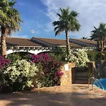 Residence Elegance Villa La Sterlizia Porto Pino