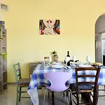 Casa Aurora Con Giardino