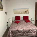 Arenada Private Rooms And Apartment Sud