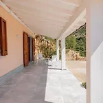 Villa Fiori Con Piscina By Wonderful Italy