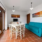 Pgs Immobiliare Srls Guardioli Mare Villetta A Schiera Vista Mare Con Terrazza E Posto Auto La Maddalena