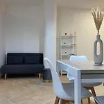 Loft Comodo Ed Elegante • Wi-Fi E Colazione