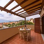 Pgs Immobiliare Srls Guardioli Mare Villetta A Schiera Vista Mare Con Terrazza E Posto Auto La Maddalena