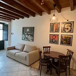 La Casa Gialla