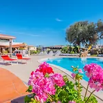 Sardinia Family Villas - Villa Mathilde With Private Pool