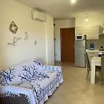 Appartamento Incantevole 4 Posti Letto Con Piscina Idromassaggio