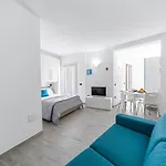 Pgs Immobiliare Srls Le Logge 2 Monolocale Ben Accessoriato A Pochi Metri Da Piazza Umberto I La Maddalena