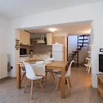 Capitana Rooms