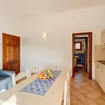 Bilo 4