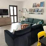 Villa Del Brigante, 200M From The Beach, 80M², 2 Bedrooms, 4-5 Persons