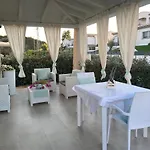 Hypnotic Guesthouse