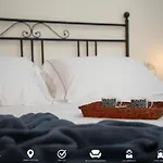 Homey Experience - Central Stay