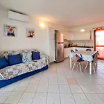 Appartamento Trilocale Vicino Al Centro Di San Teodoro
