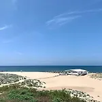 Vivere A 5 Minuti Dalle Spiagge Di San Pietro