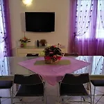 Alice B&B