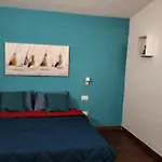 Apt Primo Piano In Villa Serra