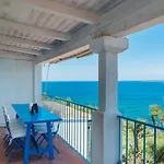 Casa Azzurra Con Terrazza Vista Mare By Wonderful Italy