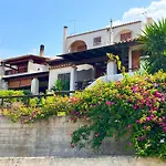 Villa Iris - Sea View