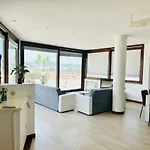 Sunny Rooftop Loft With Gorgeous Views Of Olbia