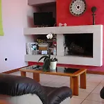 Liana Guest House