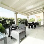 Pgs Immobiliare Srls Casa Valori 02 Trilocale Con Terrazza Attrezzata La Maddalena
