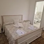 Claudia'S House