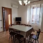 Mari E Monti