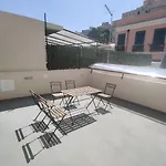 Casa Con Terrazza . Villanova Centro Storico