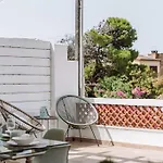 Laku Playa