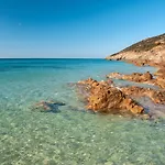 Fantastico Baia De Bahas Residence Sea View Two Bedroom Sleeps Six Num0894