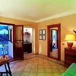 Fantastico Baia De Bahas Residence One Bedroom Four Sleeps Child Num0883