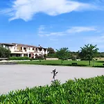Porto San Paolo, Sole E Mare, In Centro.