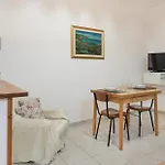Pm 98 Via Paoli Guest House