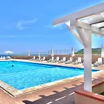 La Perla A4 Con Piscina A 50 Mt Dal Mare
