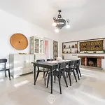 Seaside Pineta Retreat