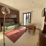 Casa Vacanze Nana Con Cortile