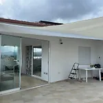 Casa Vacanze Zeffiro Vista Mare Con Giardino