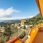 Pan Home