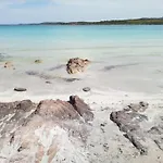 Ampio Trilocale Sul Golfo Di Marinella