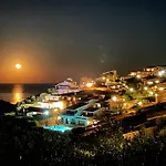 Punta Est Trilocale Soppalco Con Terrazza Vista Mare