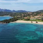9C - Bilocale Con Spaziosa Terrazza Sul Mare Porto Mannu