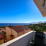 Casa Luna Blanca