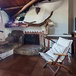 Welcomely - Romantic Roof