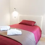 Casa Luna Nel Cuore Di Cagliari A 10 Minuti In Macchina Dalle Spiagge Piu Belle