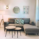Relaxing Seaview Apartment