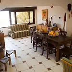 Whole Villa-Seaviews-Private Access Beach@200M