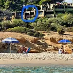 Pinus Village Apartments, 100M To Beach