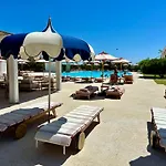 Villa Zippiri Is Molas Pula