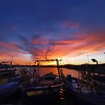 Darrere Del Port
